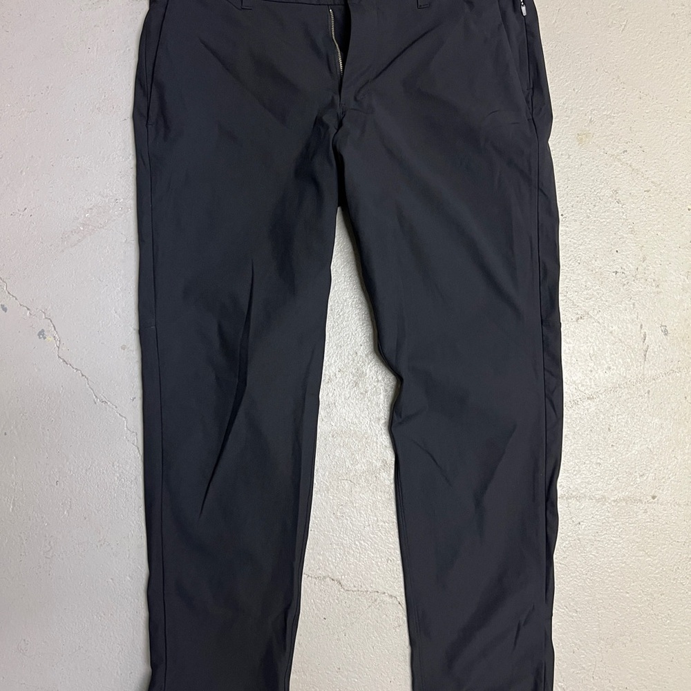 Lululemon Men's Black ABC Pants